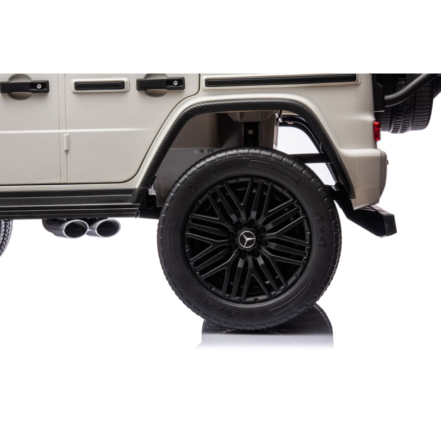 Auto na akumulator Mercedes Benz G63 AMG Największy XXL 4x200W Biały